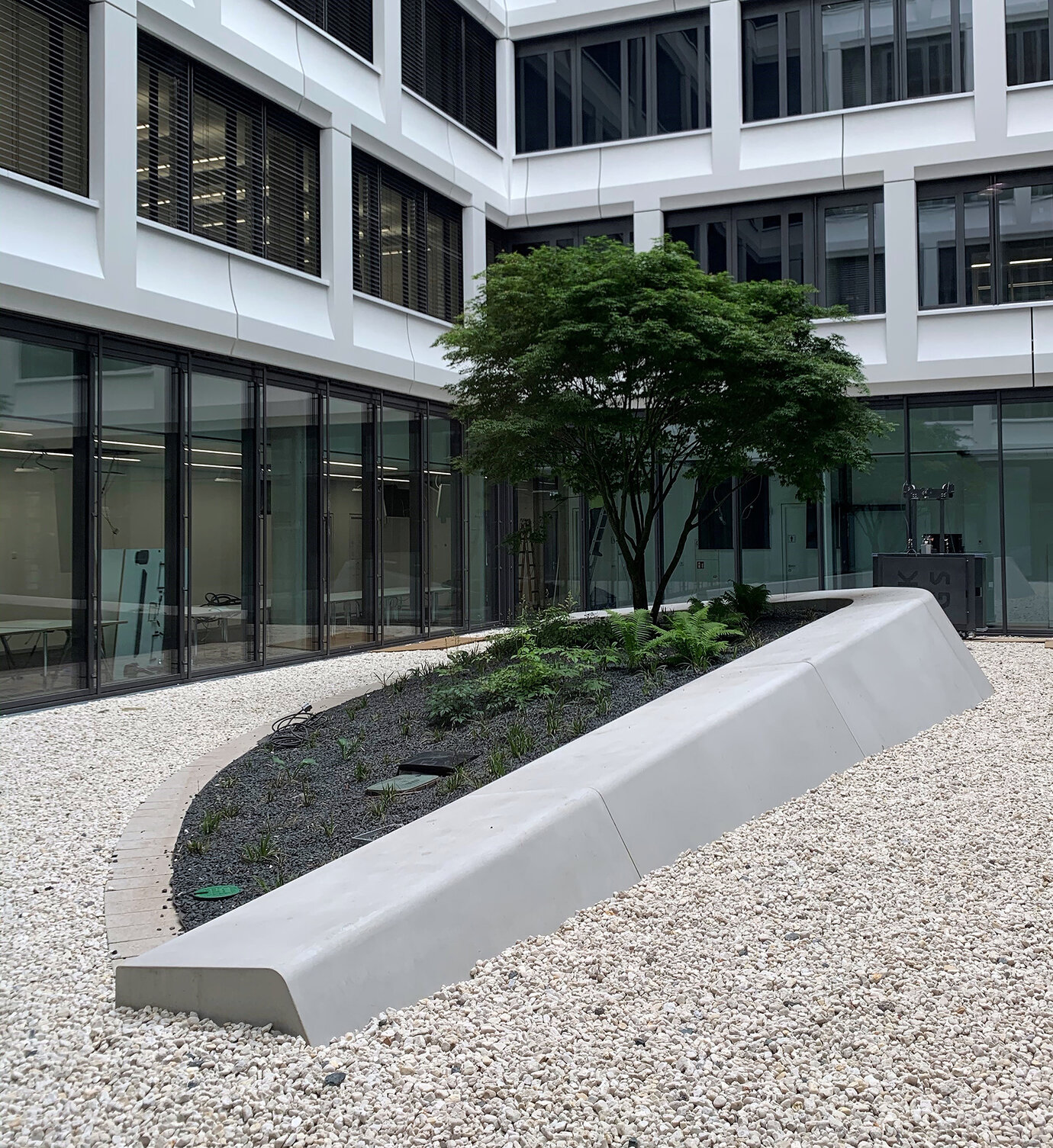 Repräsentativer Hof zum Foyer
