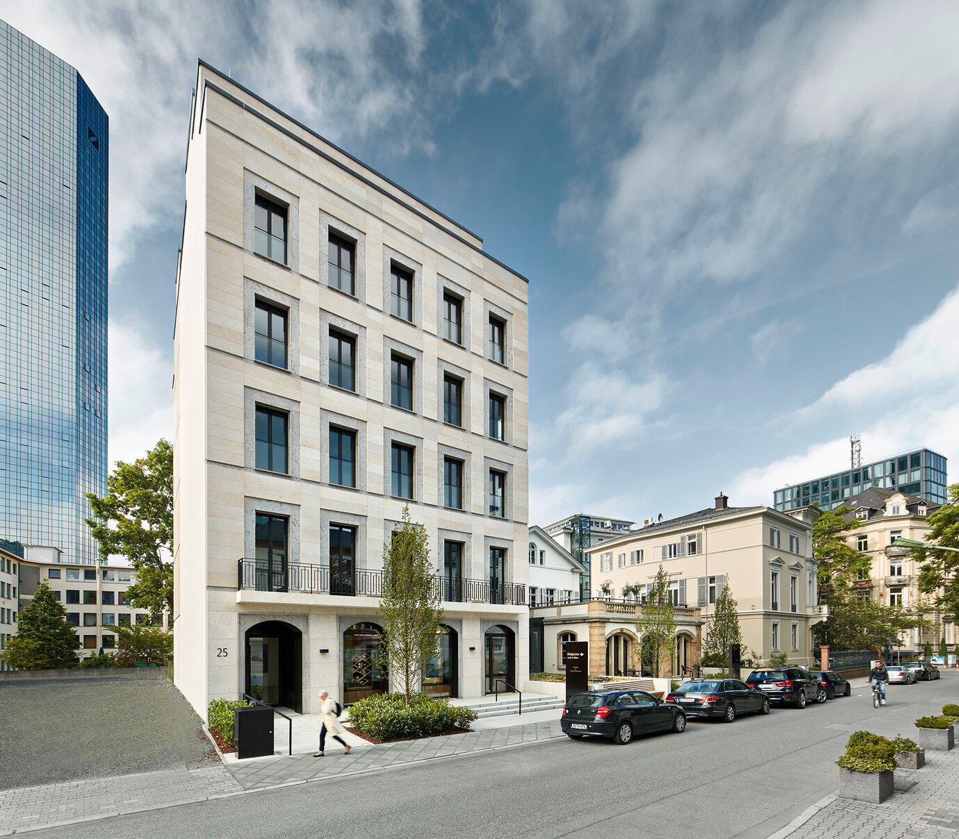 Fassade zum Kettenhofweg