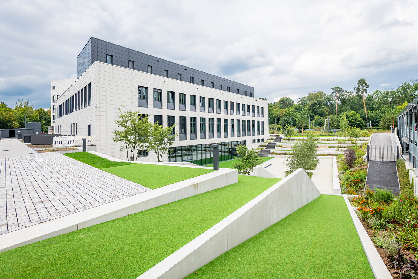 Fitness-Stiege und Tiefhof